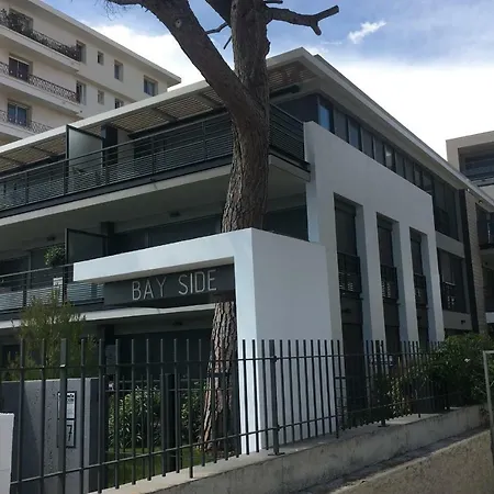 Luckey Homes -- Boulevard Charles Guillaumont * أنتيب